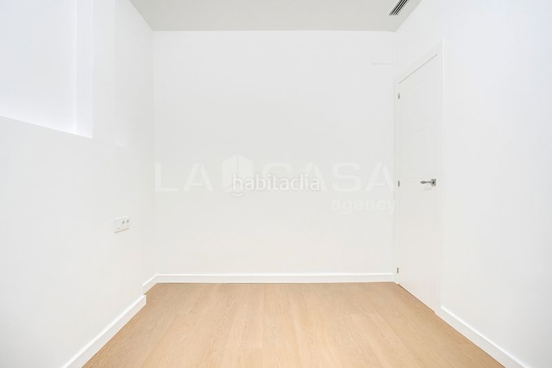 Foto a6fffaa1-4ed8-4afa-88c0-b88f67b61995. Pis amb calefacció a Provençals del Poblenou Barcelona
