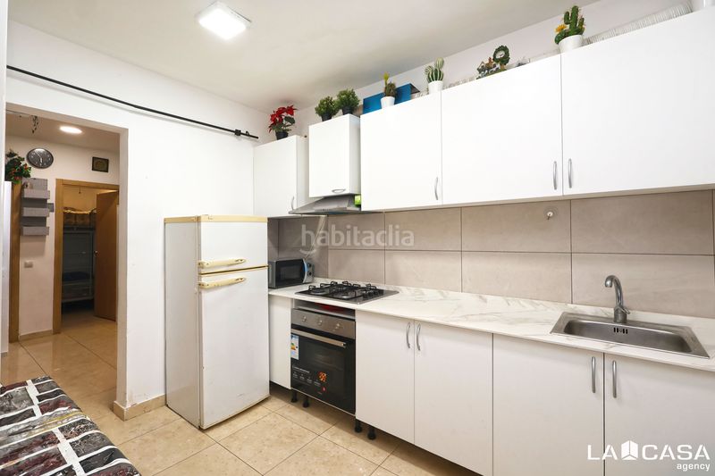 Foto 0c34b055-cba8-4ac7-9988-3aad38b1308a. Rez-de-chaussée avec chauffage dans Collblanc Hospitalet de Llobregat (L´)