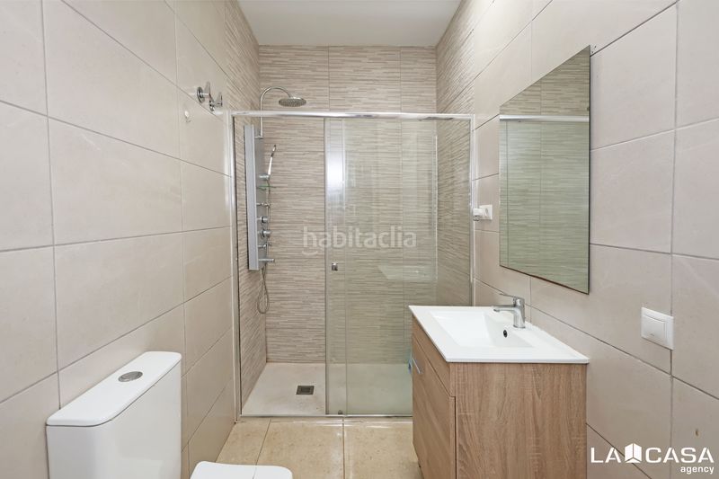 Foto 5186aef5-1cdb-4b1a-96df-365bfa2e026f. Rez-de-chaussée avec chauffage dans Collblanc Hospitalet de Llobregat (L´)