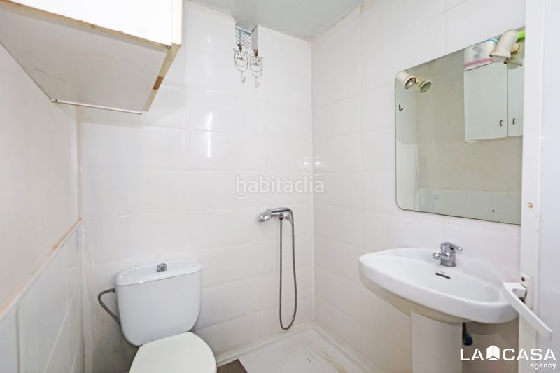 Foto cae2b0b1-b19c-4739-8ea9-e24e38b14e34. Rez-de-chaussée avec chauffage dans Collblanc Hospitalet de Llobregat (L´)