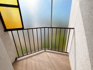 Appartement  Carrer del rei en jaume. Tres habitaciones dos balcones