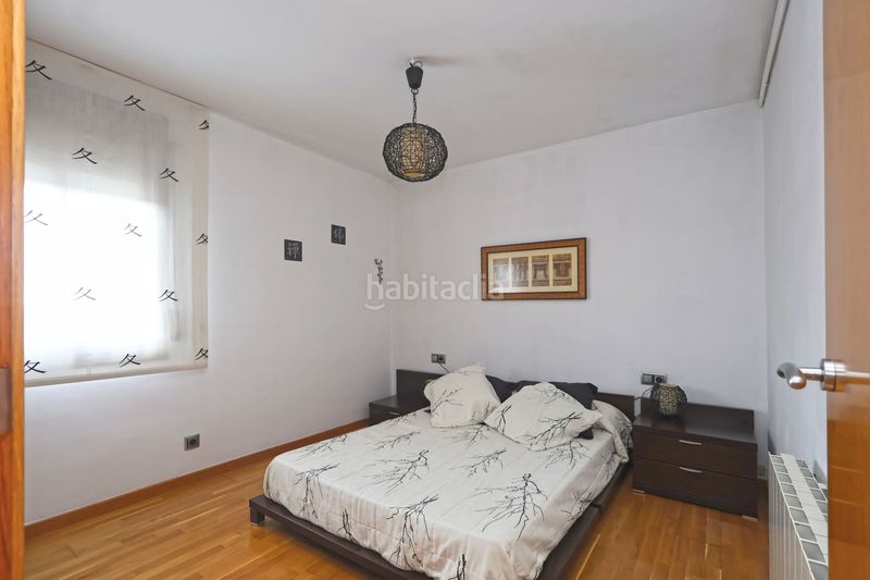 Foto 1aa6921d-a4da-47d0-88be-847be0a1599c. Etagenwohnung mit heizung in Montesa Esplugues de Llobregat
