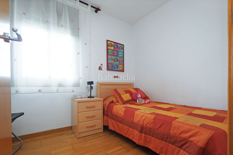 Foto 34871e1d-b91a-4ce7-a87c-a52f481ce08f. Etagenwohnung mit heizung in Montesa Esplugues de Llobregat