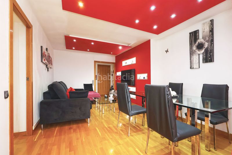 Foto 61d222e7-67ee-4b81-96a6-7fa467e06539. Etagenwohnung mit heizung in Montesa Esplugues de Llobregat