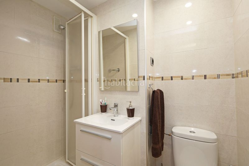 Foto be849bbe-20f8-4a93-bb73-1b08ef4e6ddf. Etagenwohnung mit heizung in Montesa Esplugues de Llobregat