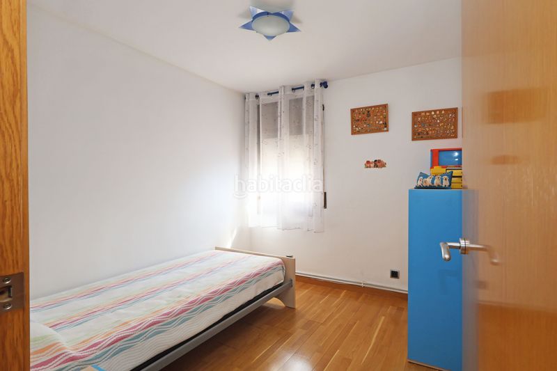 Foto f6e38ee9-6527-4792-88e9-755d1c421187. Etagenwohnung mit heizung in Montesa Esplugues de Llobregat