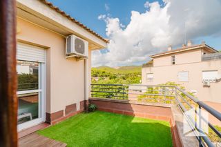 Duplex  Passatge agustina d'aragó. Terraza parking