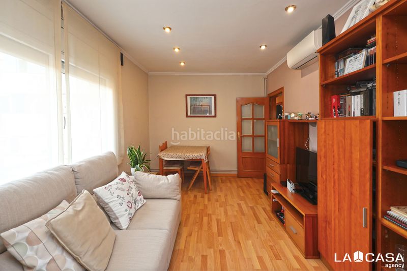 Foto 6b0bec87-b5fd-4f73-adf3-282a6ec6d842. Pis a Fort Pienc Barcelona