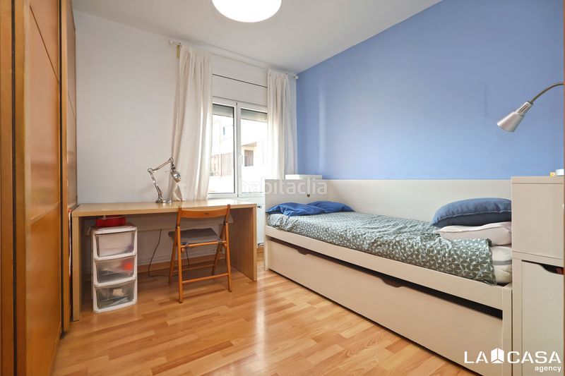 Foto f688d511-fa00-4b6d-bd05-70c0208e0e31. Pis a Fort Pienc Barcelona