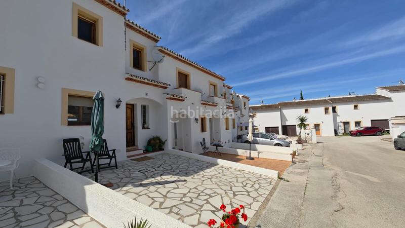 Foto 679a8096-fb7e-4423-9c22-9f4b9900ca74. Casa adossada amb calefacció aparcament piscina a Pedreguer