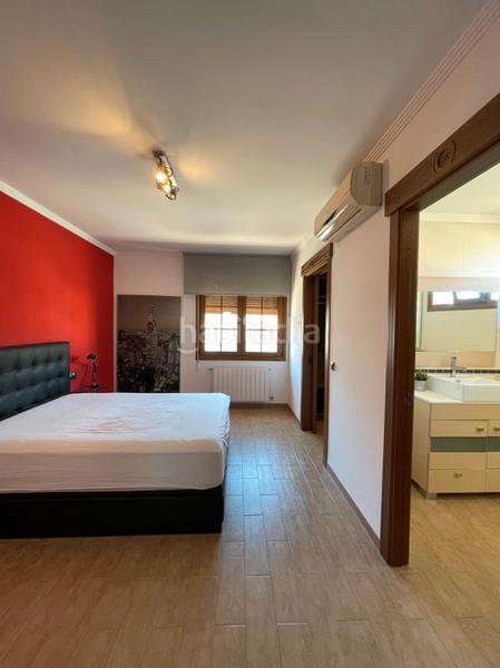 Foto 1d85664d-7597-4d72-a706-53c5e38d35a8. Chalet mit heizung parking pool in Piles