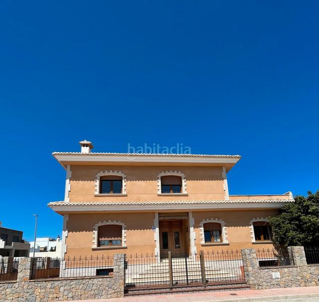 Foto da6ea779-ccc4-4c83-a375-f12f3b4e56e6. Chalet mit heizung parking pool in Piles