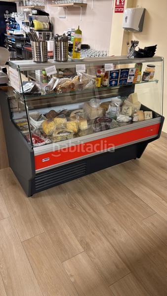 Foto 14745e23-a9ab-4842-9738-3cad1b6ea056. Lloguer local comercial a Centro Histórico Gandia