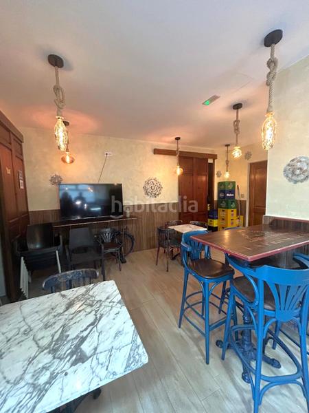 Foto f51c4b3a-f952-44b7-9a72-336c3bb40542. Locale commerciale in Piles