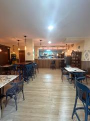 Locale commerciale in Piles