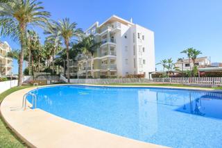 Penthouse in La Pedrera-Vessanes