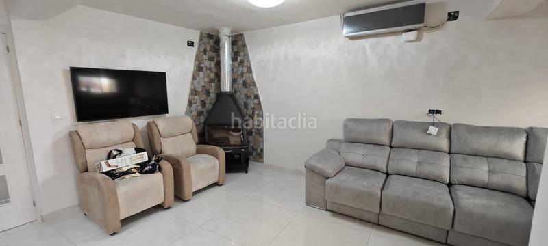 Foto bd64101c-87f5-4727-9adf-54efbf8e5892. Casale con riscaldamento parcheggio in Oliva pueblo Oliva