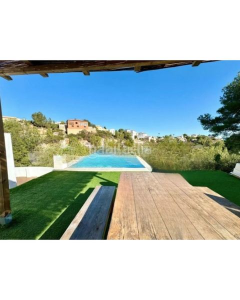 Foto a88084fc-184f-402f-b999-2e7d5da6a5eb. Xalet amb piscina a La Pedrera-Vessanes Dénia