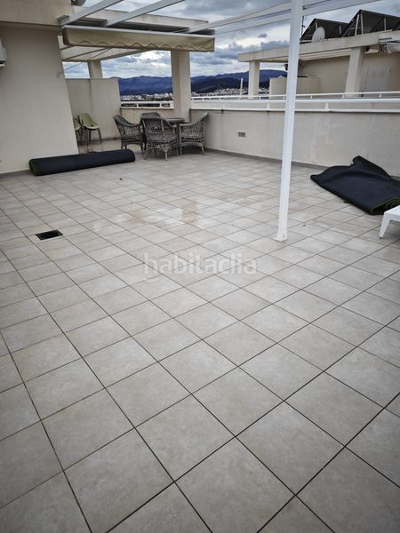 Foto b0b870e7-c821-44f1-b24d-a268e91ac6a4. Àtic amb calefacció aparcament piscina a Piles