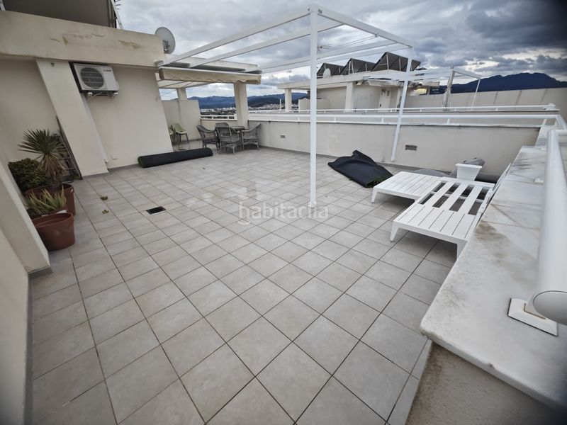 Foto cacfe775-b643-4b9b-8480-85f5d90a3b01. Àtic amb calefacció aparcament piscina a Piles