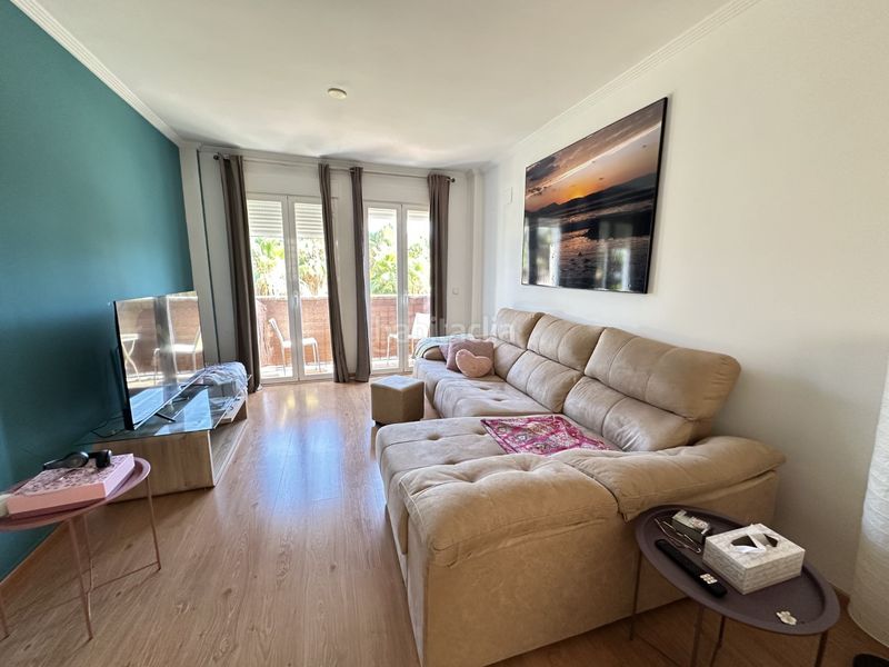 Foto a1978b84-0e9d-4d3a-8bab-2f9618fe440d. Apartament amb aparcament a Beniarbeig