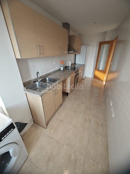 Foto cc755592-be09-4bd6-b6a6-7b8b9c9e15cf. Flat with heating in Beniarjó