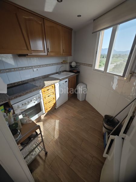 Foto f989df92-f6e5-4fdc-b861-32ef8d7a7e51. Apartamento en Guardamar
