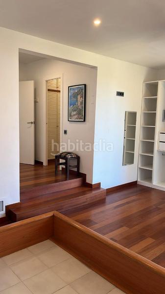 Foto 8f3e78e2-a404-4b57-9859-48b87ac8b301. Chalet avec cheminée chauffage parking piscine dans Mataró