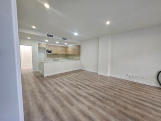 Lloguer Planta baixa  Carrer dels voluntaris 92 13. Planta baja de 113 m2 recien reformada lista para estrenar