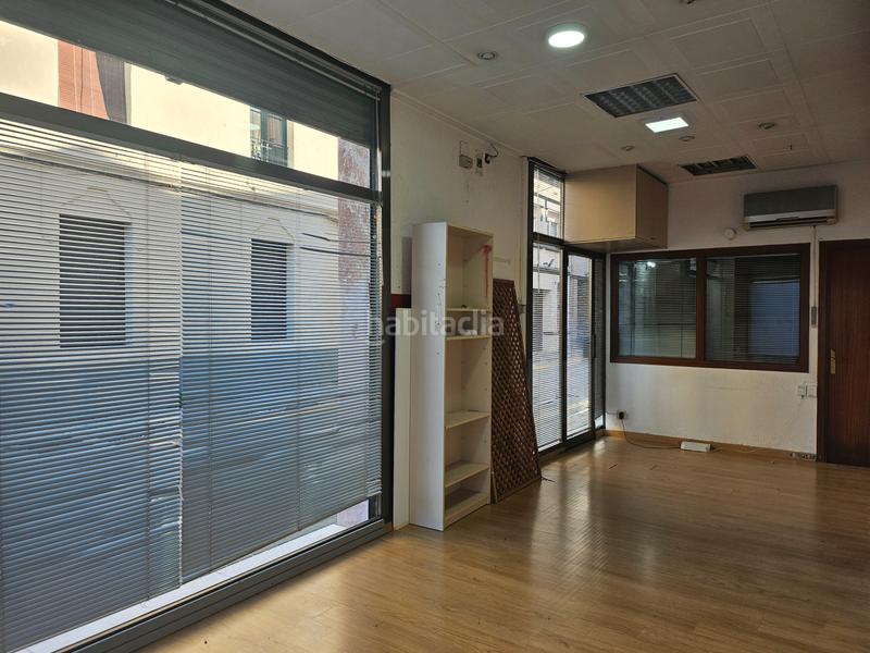 Foto 2d32b4f9-f840-46c7-ba17-8efa8f2744ee. Lloguer local comercial a carrer de ponent 16 a Centre Granollers