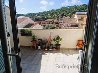 Zweist�ckige Wohnung  Carrer l'esgl�sia. Luz, paz y dise�o! d�plex impecable a un paso del centro