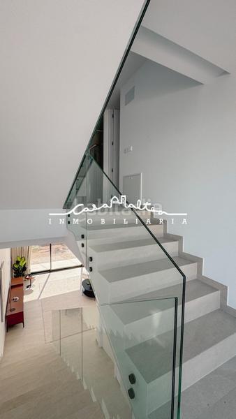 Foto 15f4235a-966f-4008-b852-2f902f5cff6b. Casa bifamiliare con riscaldamento parcheggio piscina in Calp