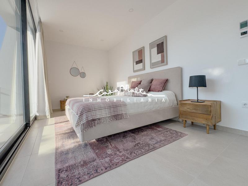 Foto 20c54b5f-0db5-45e1-a09b-2135bc2b2c00. Casa bifamiliare con riscaldamento parcheggio piscina in Calp