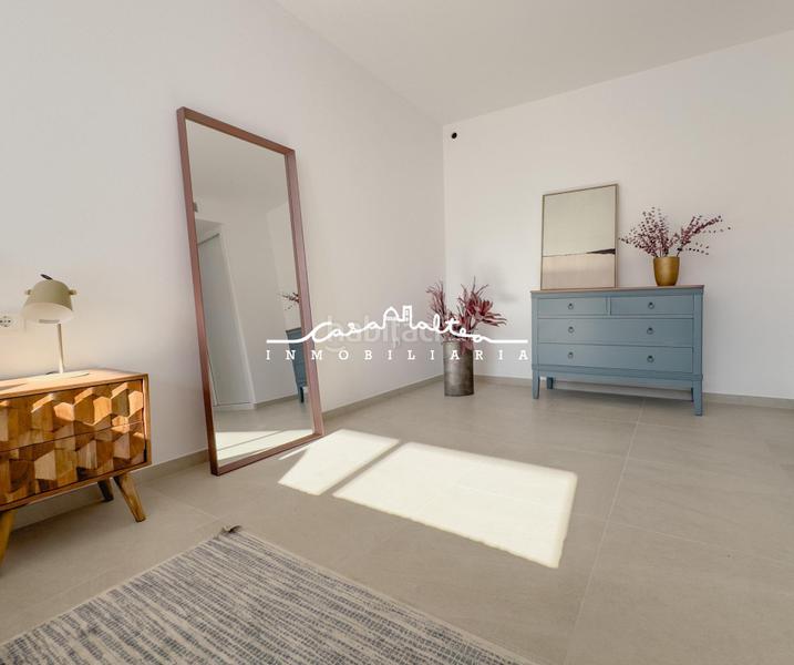 Foto 6f1dd57c-36bd-4cdd-a49e-d89de0fb7373. Casa bifamiliare con riscaldamento parcheggio piscina in Calp