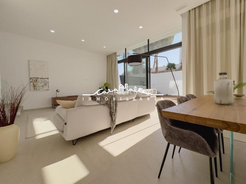 Foto e6c376b6-948e-4838-a21b-28d7e82e4e01. Casa bifamiliare con riscaldamento parcheggio piscina in Calp