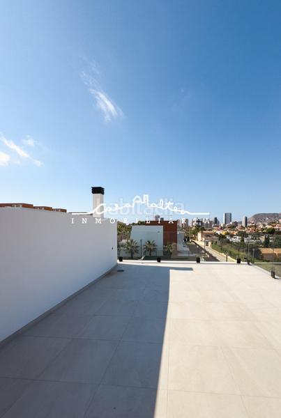 Foto ff71206d-53f3-4410-b8ae-9958df52fd26. Casa bifamiliare con riscaldamento parcheggio piscina in Calp