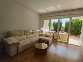 Xalet a Polop. En venta fantástico chalet de 2 plantas en la urbanización flor