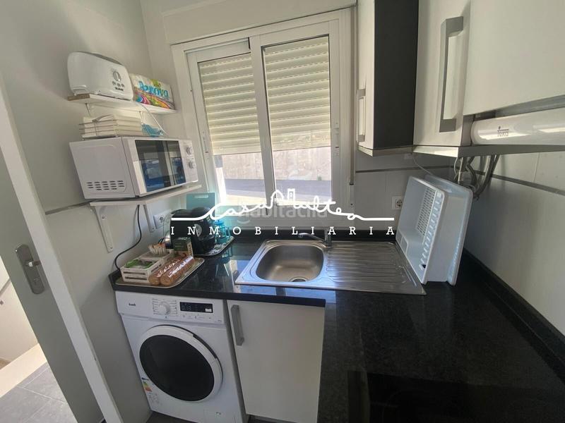 Foto 8b421a0f-c183-4e26-aa6b-7377ea4875e5. Casa adossada amb piscina a La Empedrola Calp