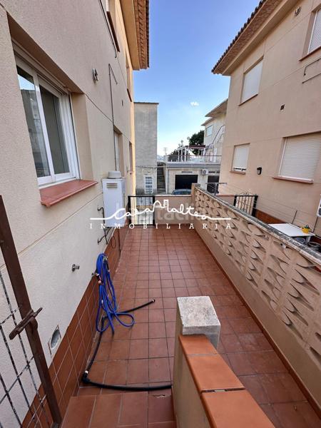 Foto cdb4165b-13ef-4a81-bcf8-3df4d87bce28. Casa adossada amb aparcament a El Tossal-Bello Horizonte Nucia (la)