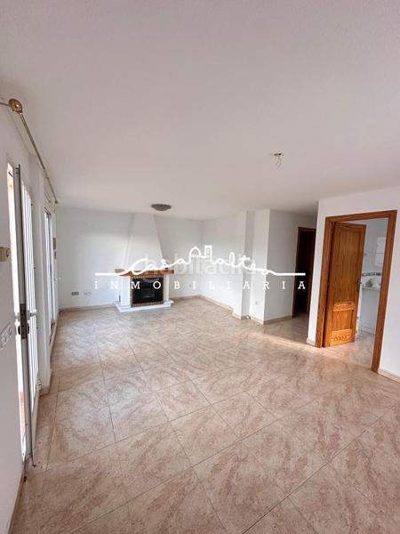 Foto d0bd2195-5591-46b6-8174-e3bcbbd9b81b. Casa adossada amb aparcament a El Tossal-Bello Horizonte Nucia (la)