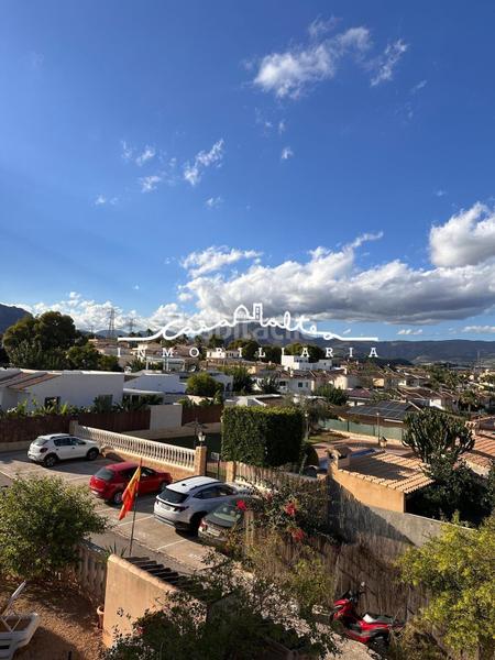 Foto e7a01ad9-b3af-4663-bb36-a0a3e6486417. Casa adossada amb aparcament a El Tossal-Bello Horizonte Nucia (la)