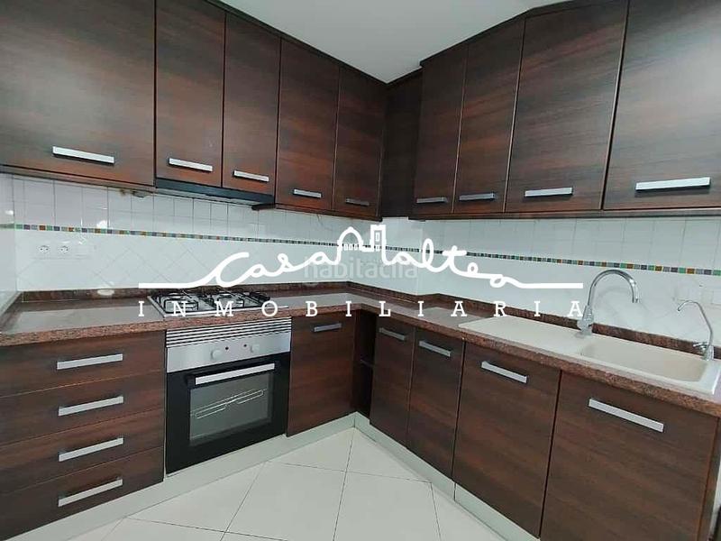 Foto dafd0eb8-934c-453f-9c45-06355a6b5be5. Alquiler piso en alquiler luminoso y céntrico piso en Altea