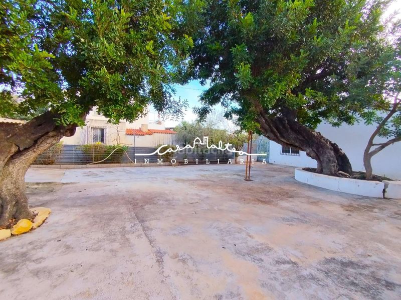 Foto 1ea9167b-3d4b-4877-b303-44de4a18d60b. Casa amb calefacció aparcament piscina a Ador