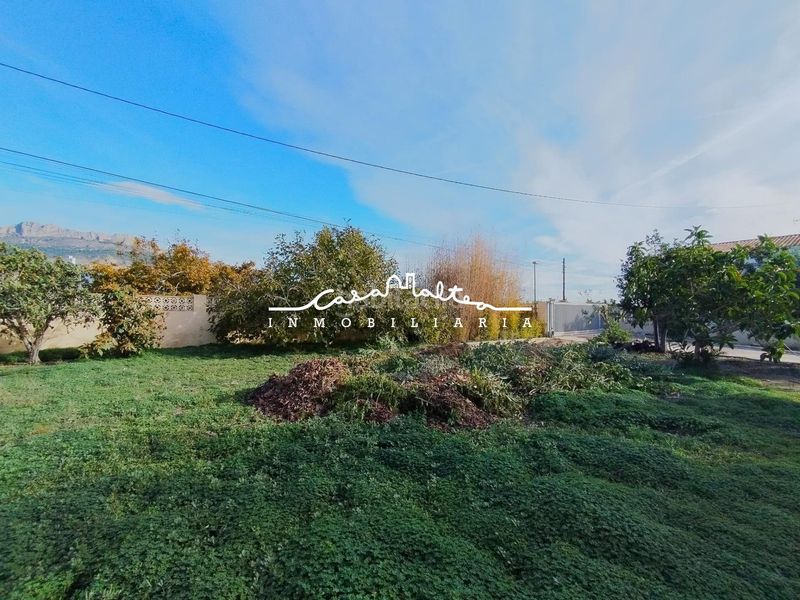 Foto da5ef378-f1e4-44b6-a5b8-7924b8e75d3c. Casa amb calefacció aparcament piscina a Ador