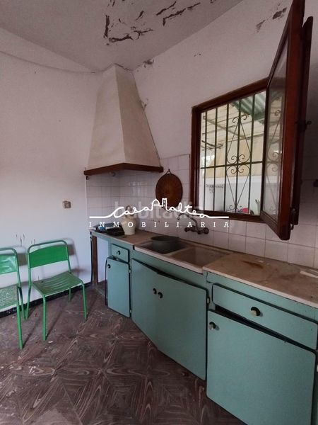 Foto dd844160-9fca-422c-9e78-0690b4af09b6. Casa amb calefacció aparcament piscina a Ador