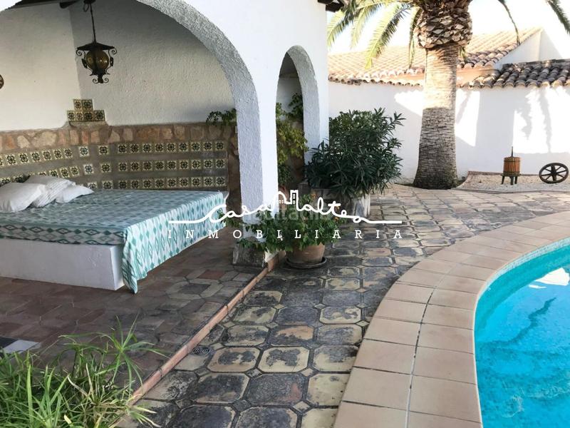 Foto 3816c098-16ee-4aac-9025-0e74272943d0. Chalet con riscaldamento parcheggio piscina in Cometa Calp