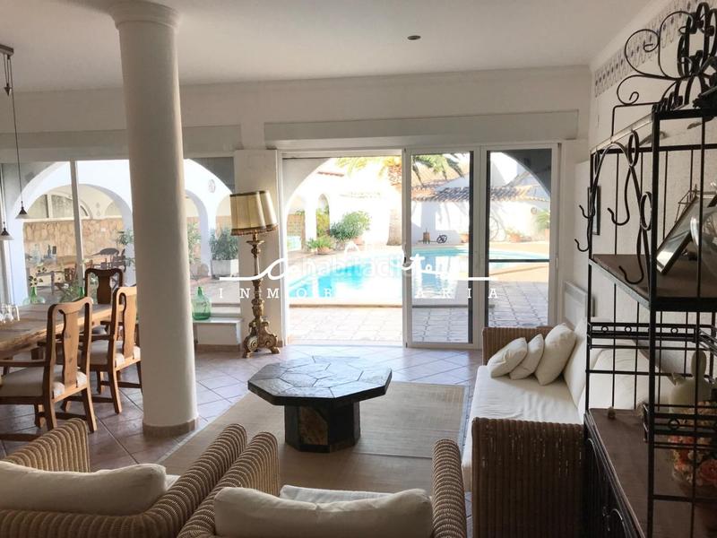 Foto f85fda9a-46d2-4f35-bf41-e6ccd199b364. Chalet con riscaldamento parcheggio piscina in Cometa Calp