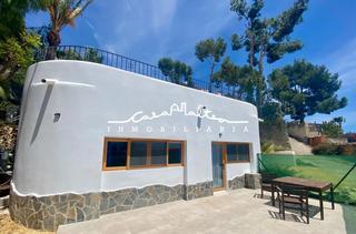 Lloguer Estudi a L´Olla. En alquiler luminoso estudio con 1 dormitorio en la zona de mont