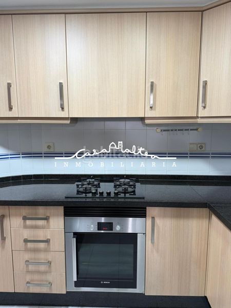 Foto f225f1e7-628a-4628-8d50-0402b7a6e4a7. Apartament amb calefacció aparcament a Altea ciudad Altea