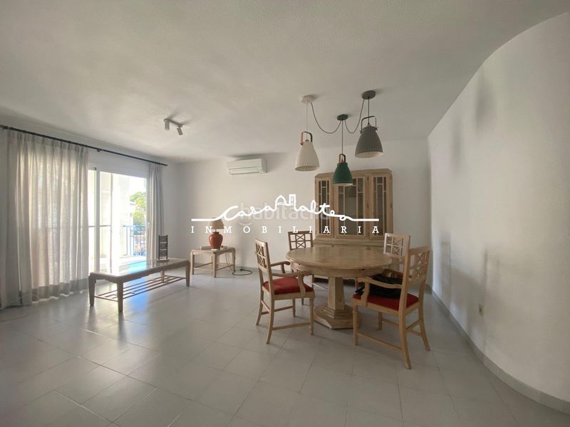 Foto fe635b5f-0f24-4a69-ac4a-8b25b2e2efc1. Apartament amb calefacció aparcament a Altea ciudad Altea